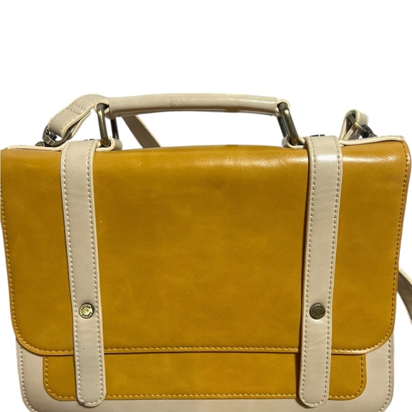 Elegant Yellow and Cream Crossbody Bag - Picture 7 of 7